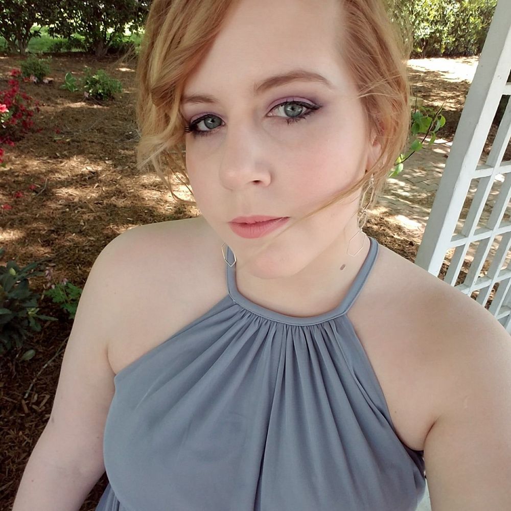 Meet your Posher, Tiara